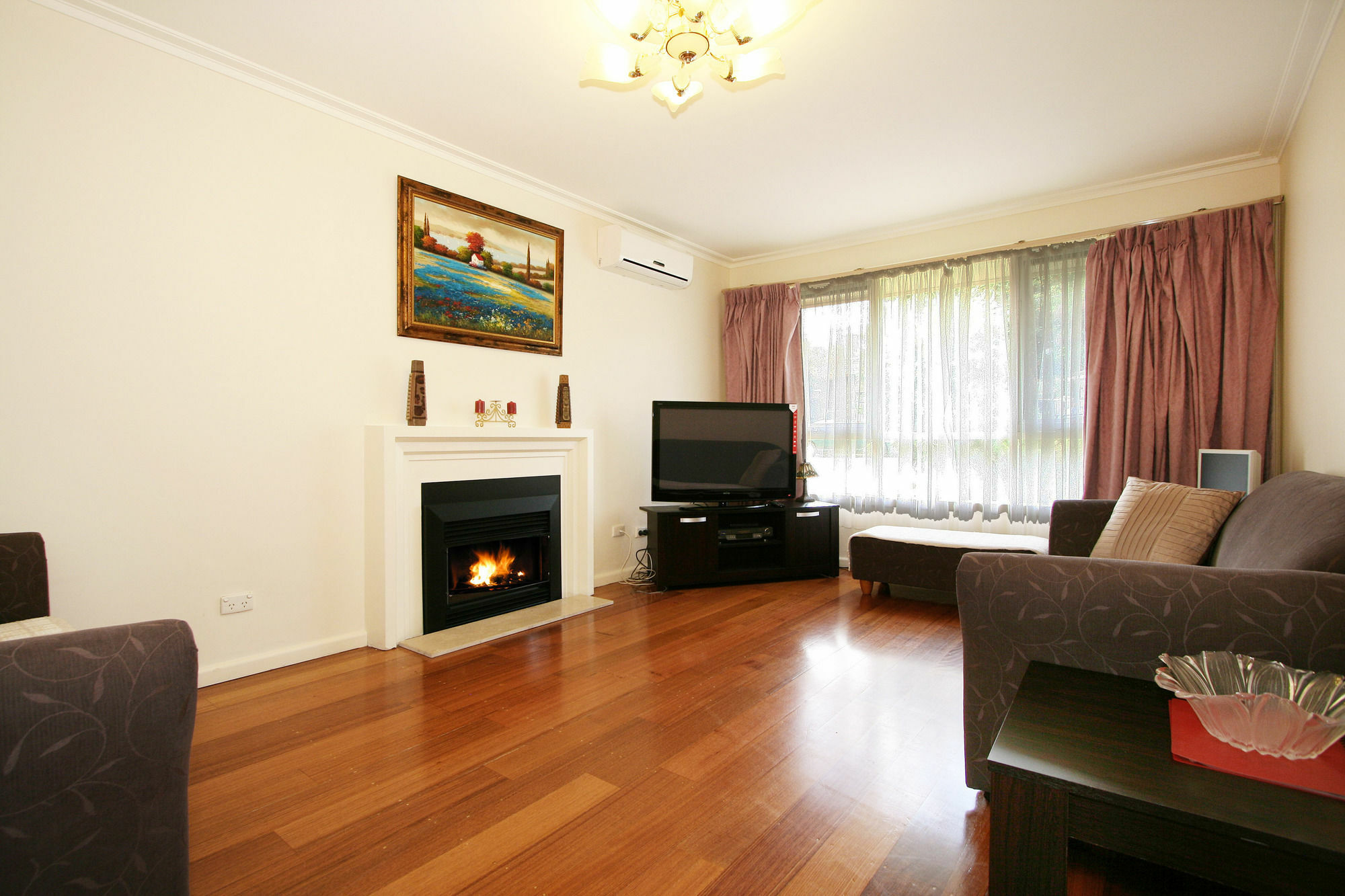 3 43 Thames Holiday Unit บ็อกซ์ฮิลล์ ภายนอก รูปภาพ